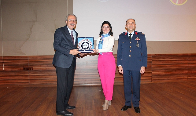 Nnyü'de Türk Havacılık Tarihi Anlatıldı
