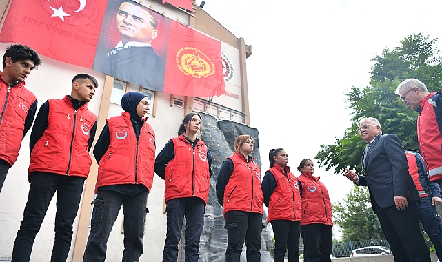 BÜYÜKKILIÇ’TAN KAHRAMAN İTFAİYE PERSONELİNE ZİYARET