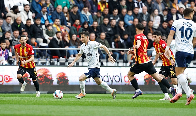 Kayserispor taraftarı Fenerbahçe maçına yoğun ilgi gösterdi