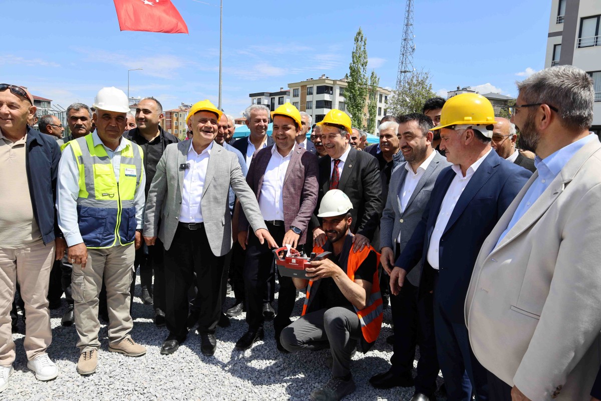 Yahyalı’da Kur’an Kursu ve Diyanet Gençlik Merkezi’nin Temeli Atıldı
