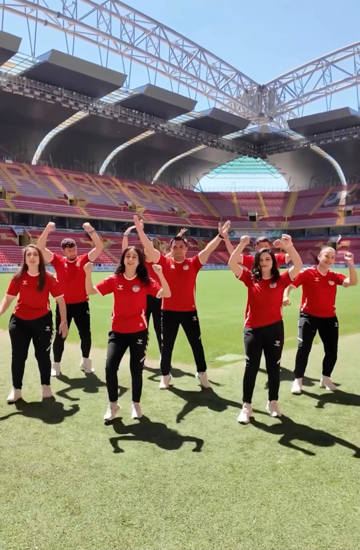 Büyükşehir Belediyesi Spor A.Ş.’den Milli Takıma Destek Mesajı