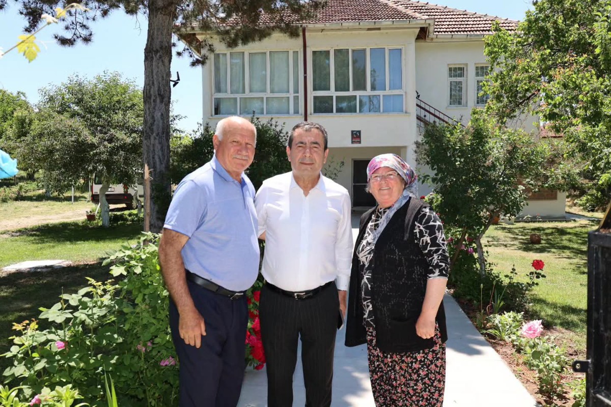 Başkan Metin, Tuzhisar Mahallesi'nde Vatandaşlarla Buluştu