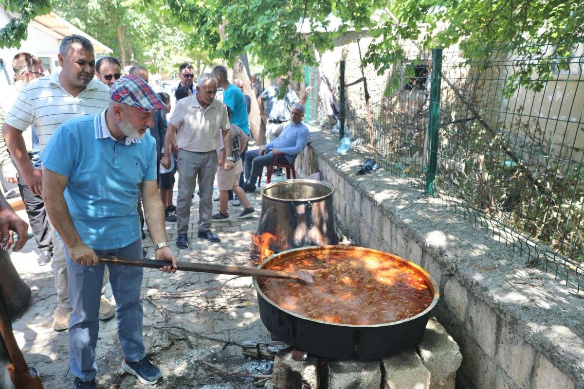 Başkan Çolakbayrakdar, Obruk’ta Sıla-İ Rahim Buluşmasına Katıldı