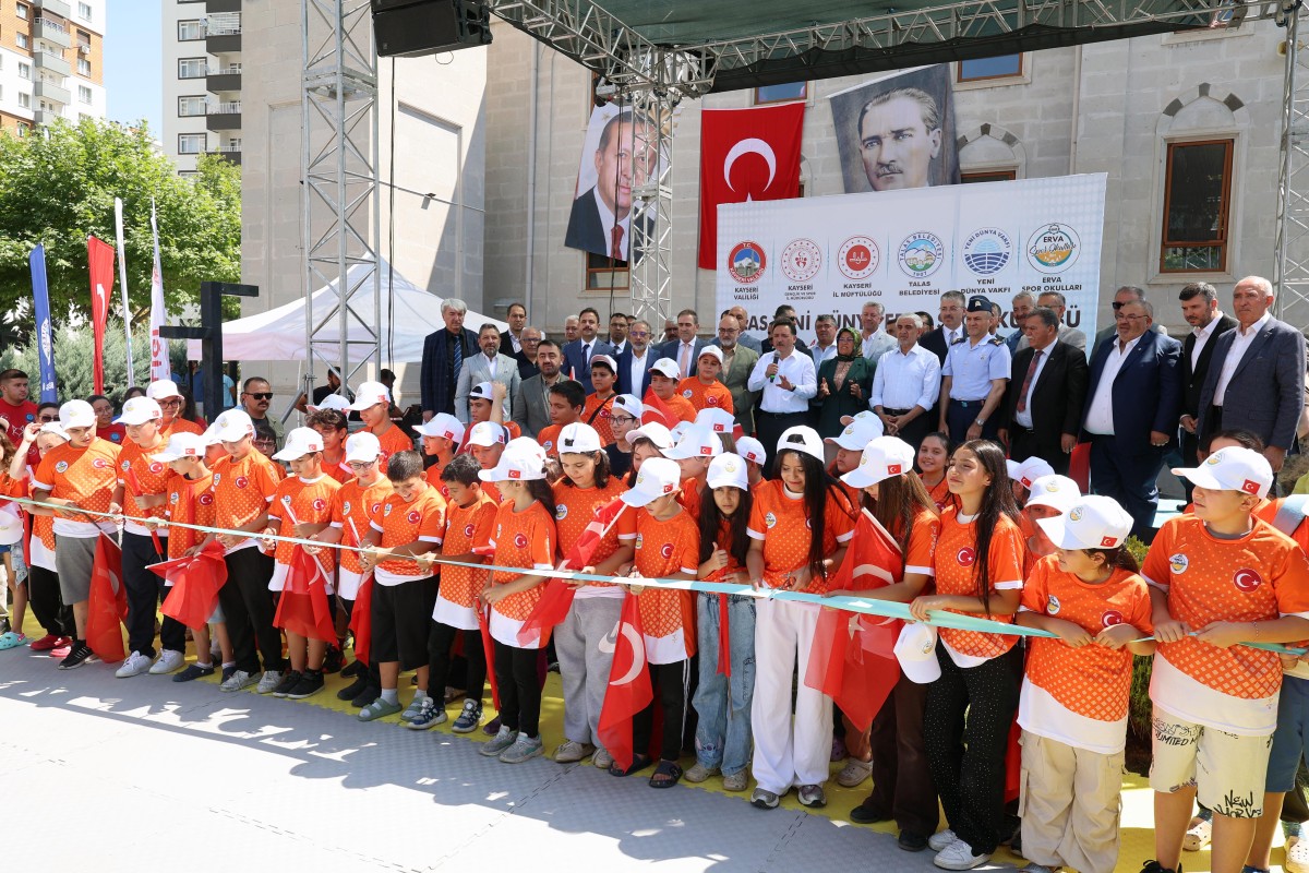 Talas'taki Erva Açılışında Başkan Yalçın'a Özel Teşekkür