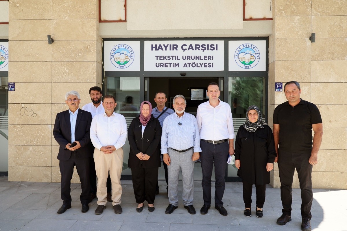 Talas’ta Hayırsever Desteği Üretime, Üretim Desteğe Dönüşüyor