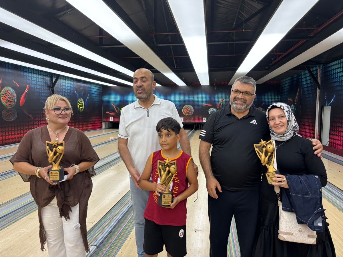 Gazeteciler Bowling Turnuvasında Yarıştı