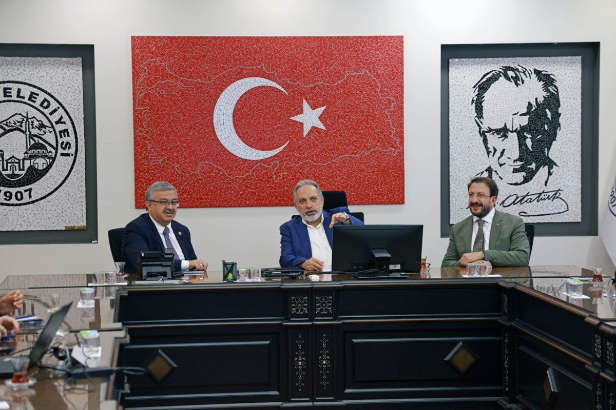 Talas’ın Projeleri Türkiye’ye Model Oluyor: “Harika Fikirler Aldım”