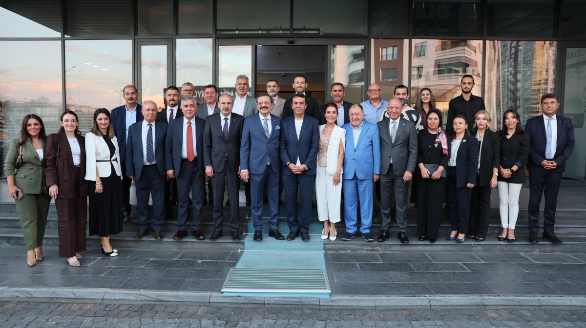 TOBB Başkanı Rifat Hisarcıklıoğlu’ndan Kayseri Ticaret Odası’na Ziyaret