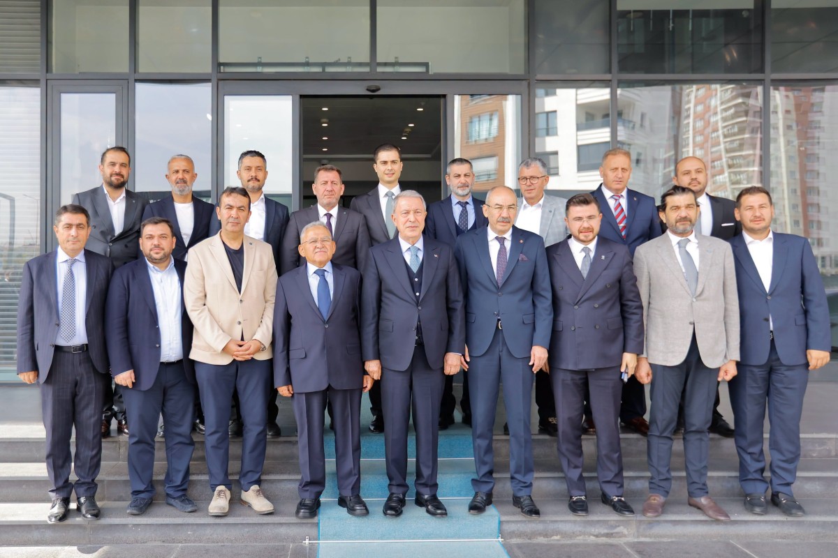 Büyükkılıç’tan Yeniden Seçilen Oda Başkanlarına Tebrik Ziyareti