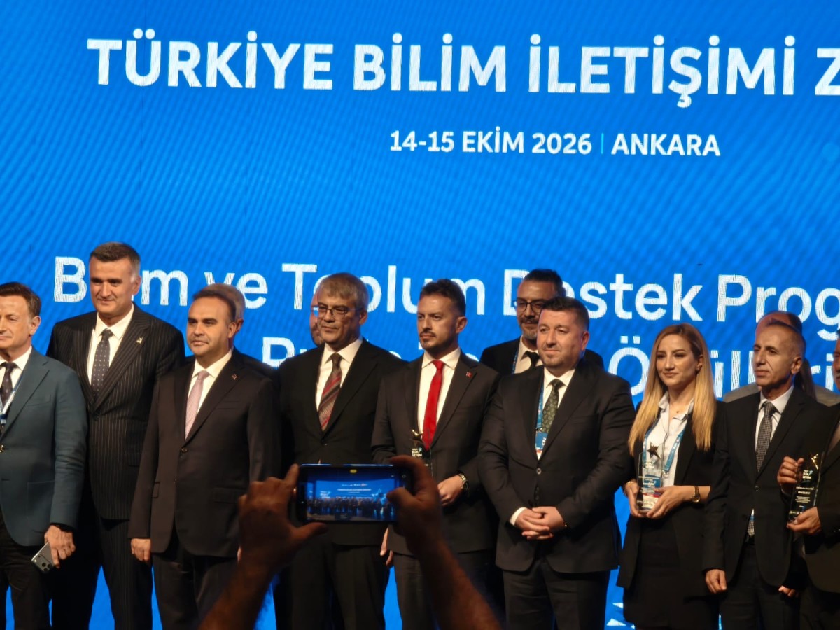 Sanayi ve Teknoloji Bakanı Kacır’dan Kayseri’ye Türkiye Birinciliği Ödülü