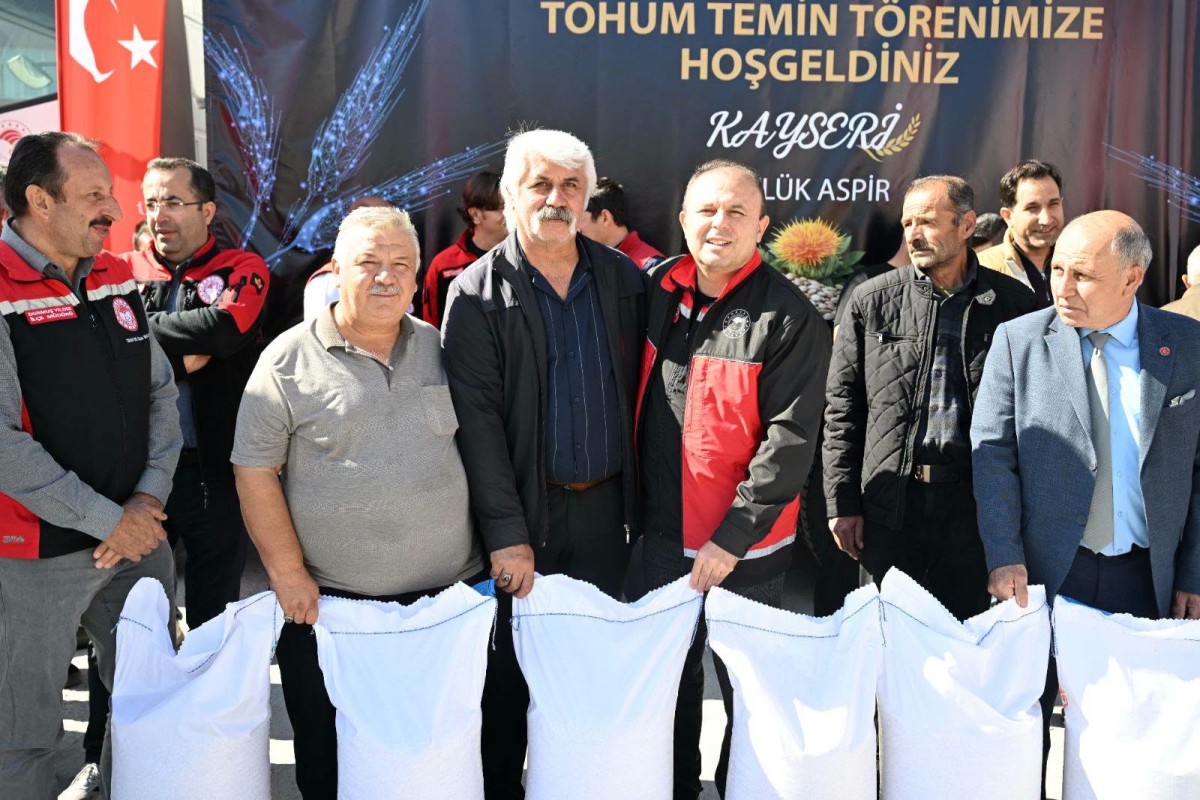 Kayseri’de Üreticiye Aspir Tohumu Dağıtıldı
